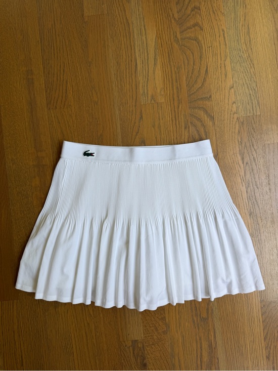 Lacoste Dresses & Skirts - Lacoste Ultra Dry Tennis Skirt with Liner White Pleated size 38 / Medium